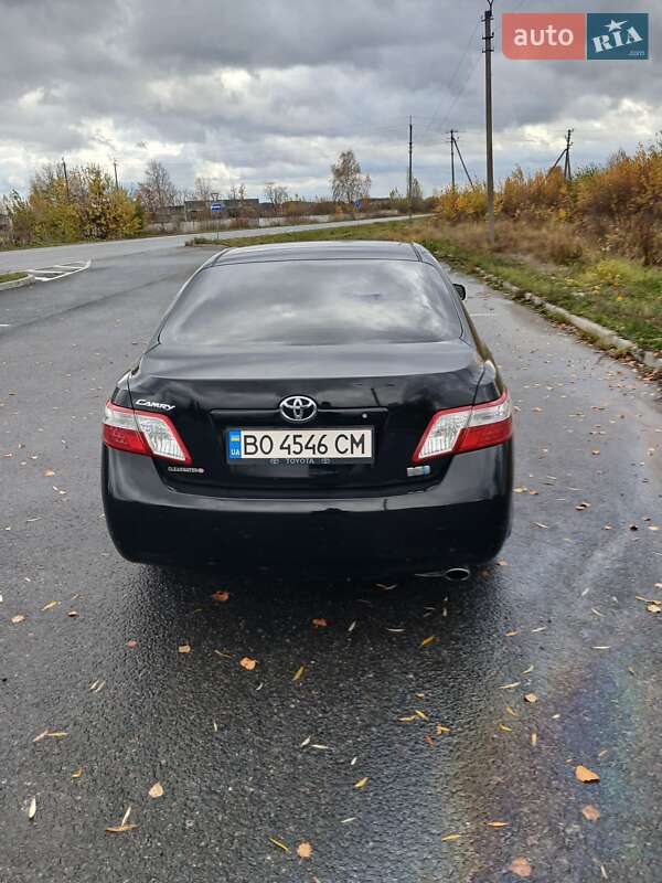 Седан Toyota Camry 2009 в Овруче