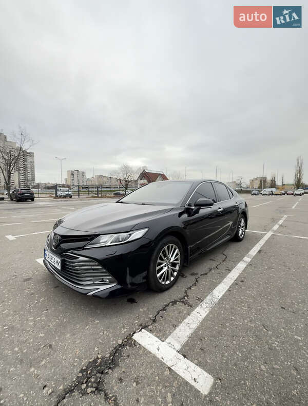 Toyota Camry 2018