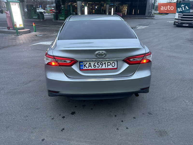 Седан Toyota Camry 2017 в Киеве фото 8 Седан Toyota Camry 2017 в Киеве