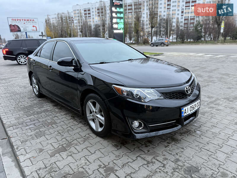 Седан Toyota Camry 2012 в Киеве фото 6 Седан Toyota Camry 2012 в Киеве