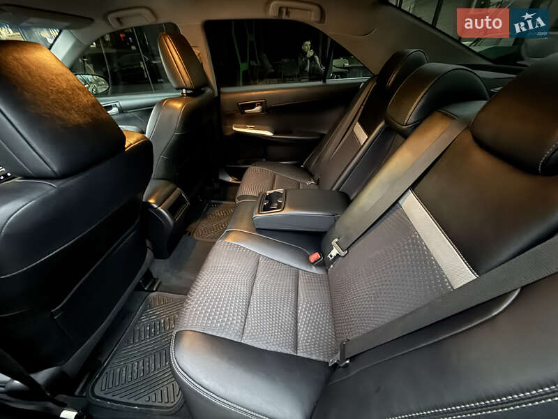 Седан Toyota Camry 2012 в Киеве фото 22 Седан Toyota Camry 2012 в Киеве