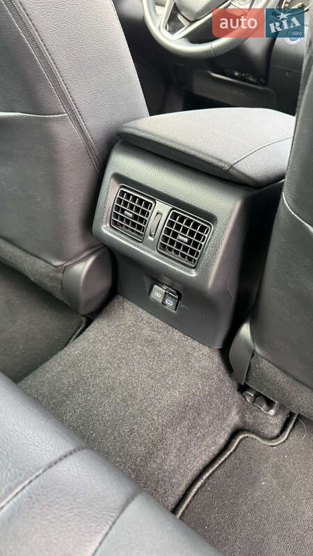 Седан Toyota Camry 2022 в Хмельницком фото 18 Седан Toyota Camry 2022 в Хмельницком