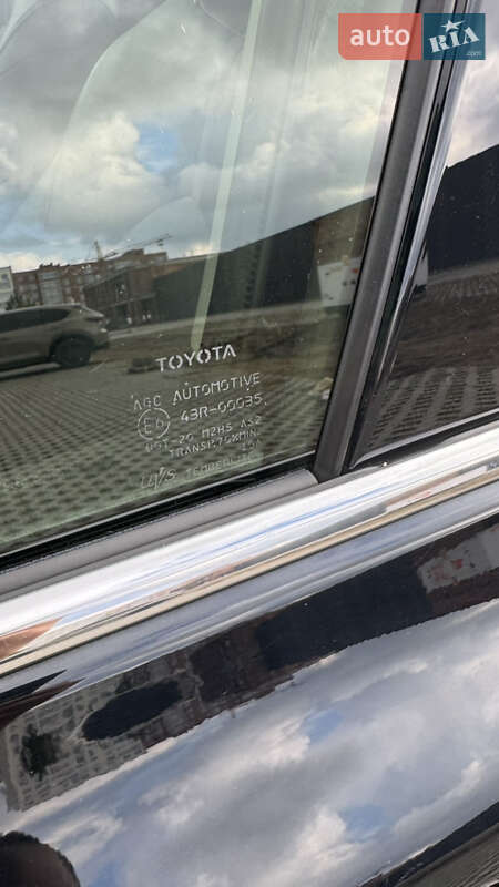Седан Toyota Camry 2022 в Хмельницком фото 25 Седан Toyota Camry 2022 в Хмельницком