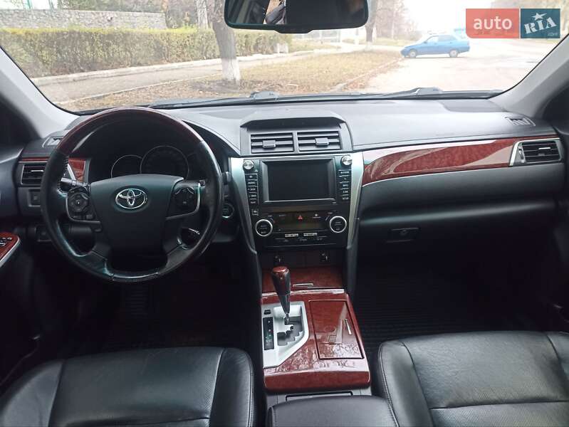 Седан Toyota Camry 2012 в Харькове