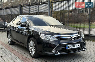 Седан Toyota Camry 2015 в Запорожье
