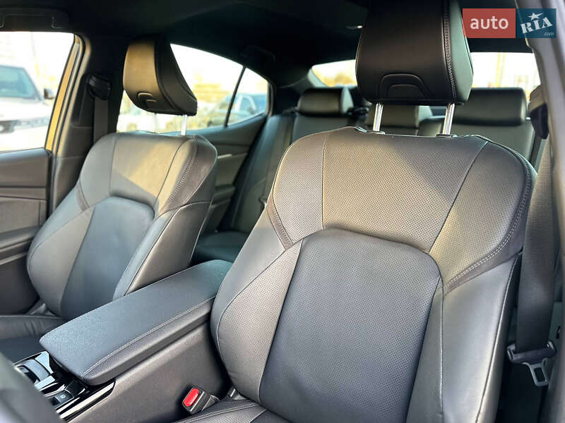 Седан Toyota Camry 2024 в Киеве фото 33 Седан Toyota Camry 2024 в Киеве