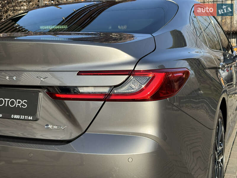 Седан Toyota Camry 2024 в Киеве фото 10 Седан Toyota Camry 2024 в Киеве