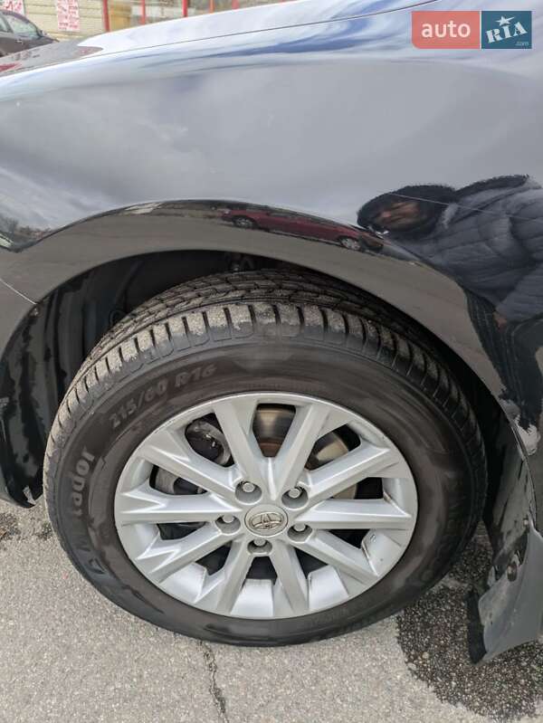 Седан Toyota Camry 2015 в Днепре фото 18 Седан Toyota Camry 2015 в Днепре