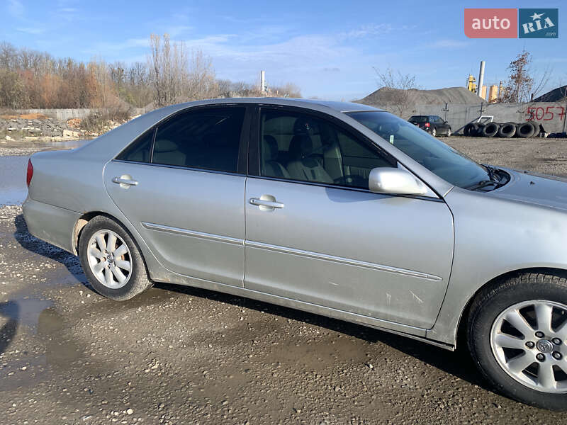 Седан Toyota Camry 2004 в Умани фото 3 Седан Toyota Camry 2004 в Умани