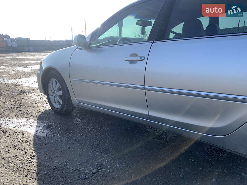 Седан Toyota Camry 2004 в Умани фото 7 Седан Toyota Camry 2004 в Умани