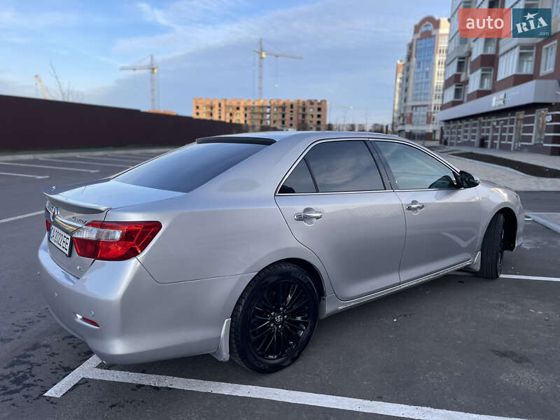Седан Toyota Camry 2012 в Умани фото 21 Седан Toyota Camry 2012 в Умани
