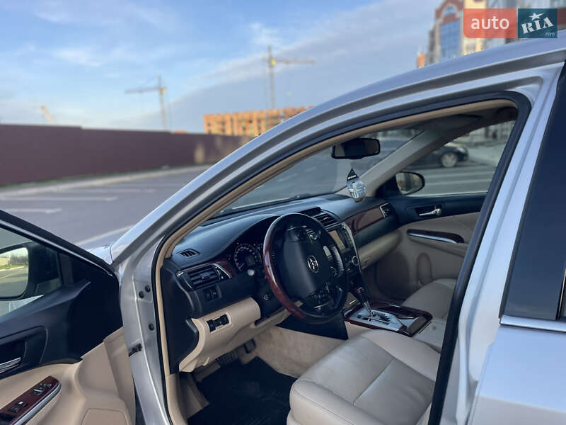 Седан Toyota Camry 2012 в Умани фото 31 Седан Toyota Camry 2012 в Умани