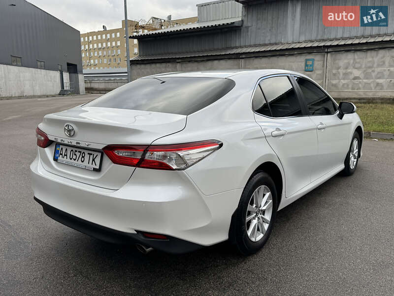 Седан Toyota Camry 2018 в Киеве фото 8 Седан Toyota Camry 2018 в Киеве
