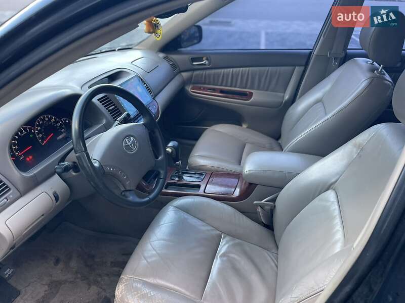 Седан Toyota Camry 2004 в Полтаве фото 12 Седан Toyota Camry 2004 в Полтаве