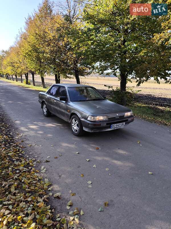 Toyota Camry 1989 Toyota Camry 1989