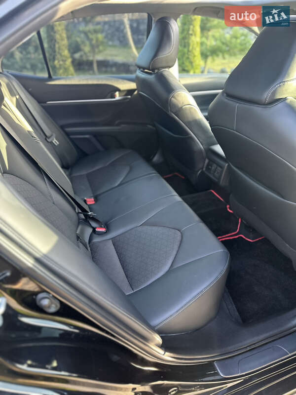 Седан Toyota Camry 2022 в Тернополе фото 17 Седан Toyota Camry 2022 в Тернополе