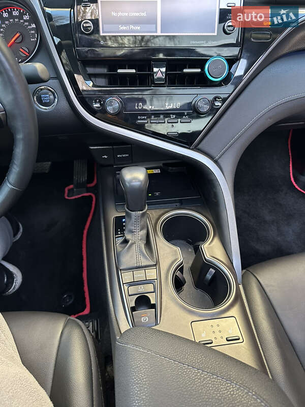 Седан Toyota Camry 2022 в Тернополе фото 26 Седан Toyota Camry 2022 в Тернополе