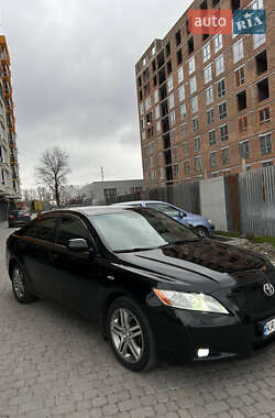 Седан Toyota Camry 2007 в Києві