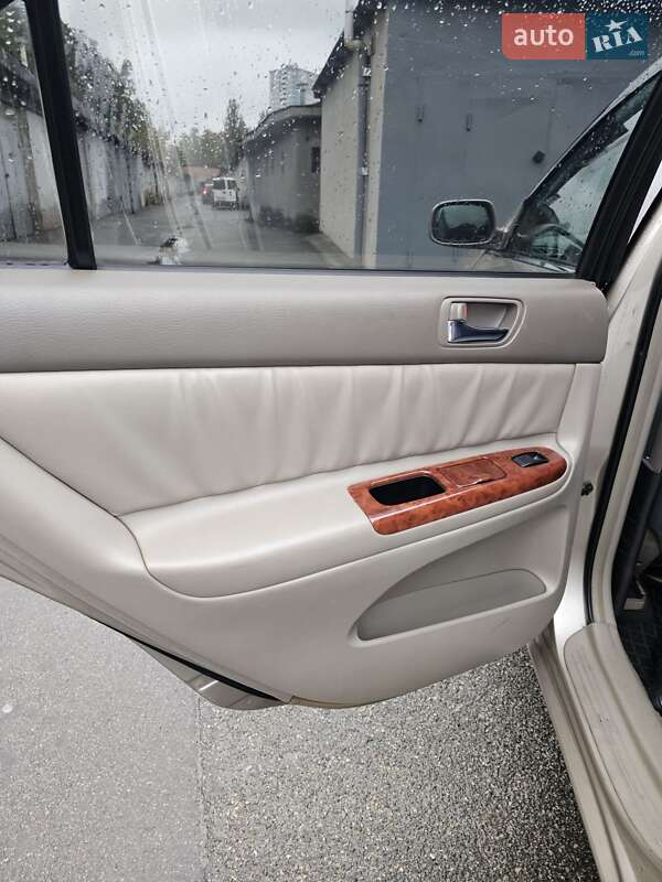 Седан Toyota Camry 2003 в Киеве фото 20 Седан Toyota Camry 2003 в Киеве