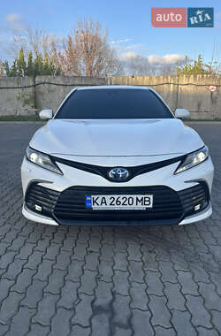 Седан Toyota Camry 2023 в Кременчуге