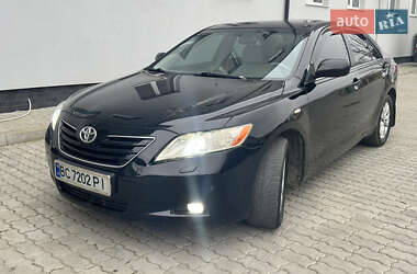 Седан Toyota Camry 2007 в Бориславе