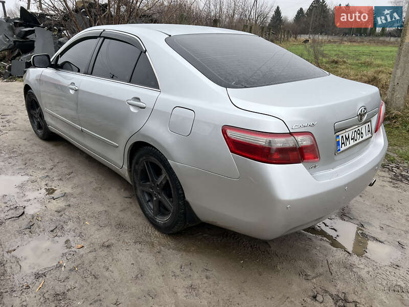 Седан Toyota Camry 2008 в Житомире фото 2 Седан Toyota Camry 2008 в Житомире