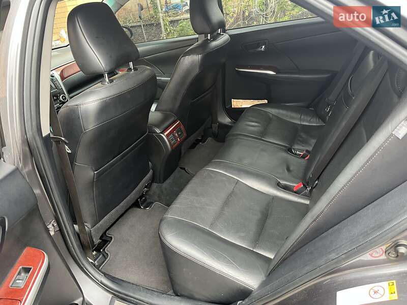 Седан Toyota Camry 2012 в Белой Церкви