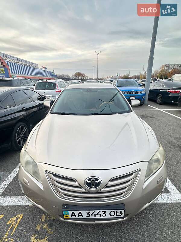 Седан Toyota Camry 2006 в Киеве фото Седан Toyota Camry 2006 в Киеве
