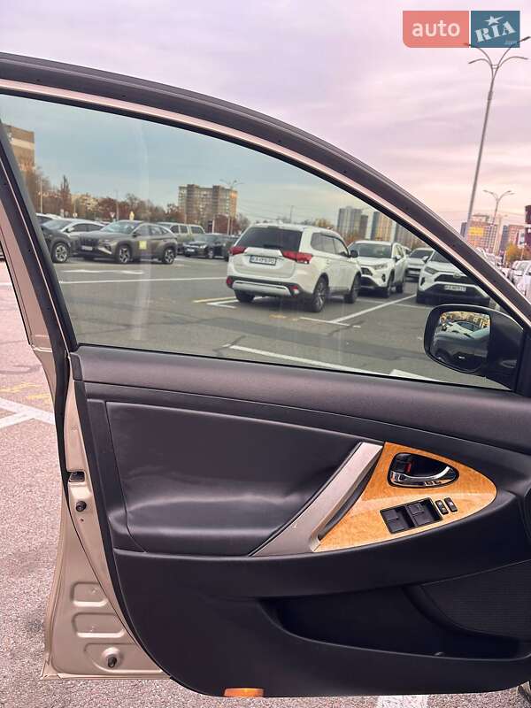 Седан Toyota Camry 2006 в Киеве фото 10 Седан Toyota Camry 2006 в Киеве