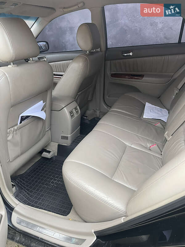 Седан Toyota Camry 2004 в Тернополе
