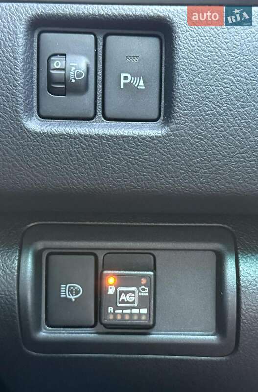 Седан Toyota Camry 2011 в Києві