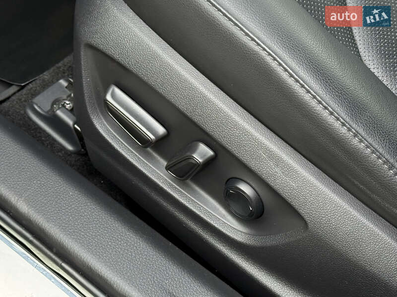 Седан Toyota Camry 2021 в Одессе