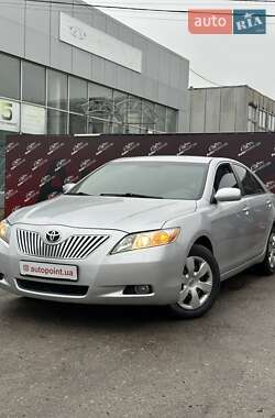 Седан Toyota Camry 2007 в Сумах