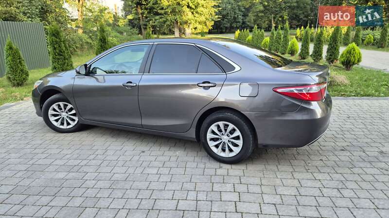 Седан Toyota Camry 2016 в Львові фото 15 Седан Toyota Camry 2016 в Львові