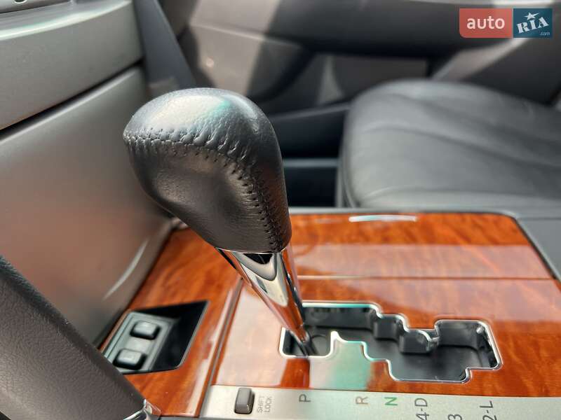 Седан Toyota Camry 2011 в Івано-Франківську