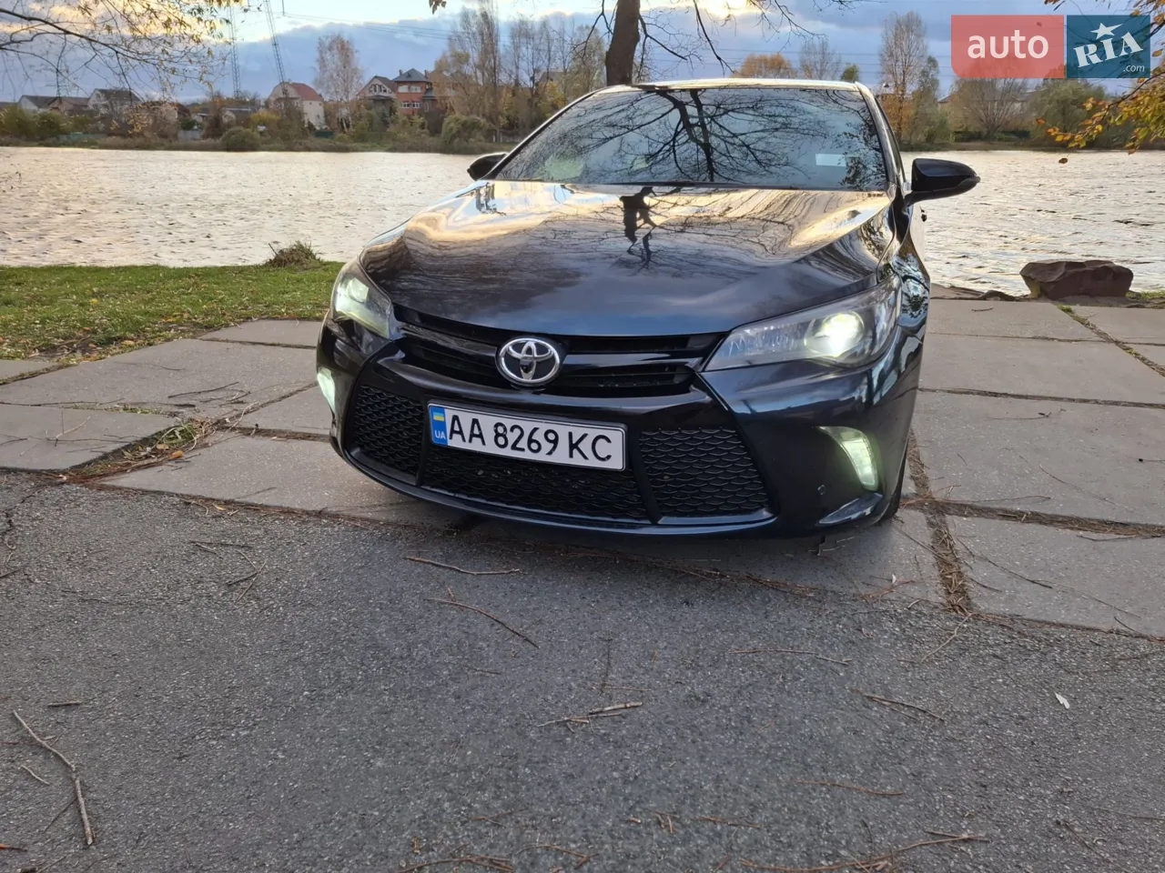 2016 Toyota Camry - мініатюра 11