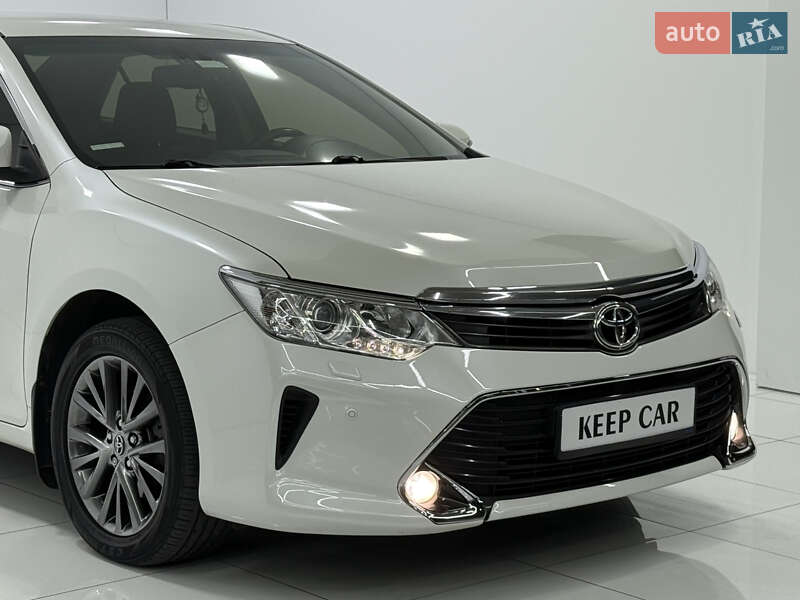 Седан Toyota Camry 2016 в Одесі
