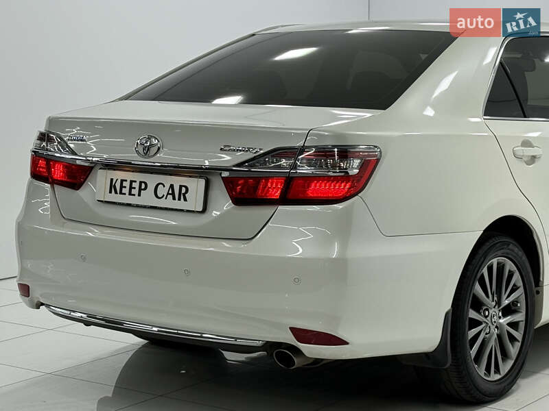 Седан Toyota Camry 2016 в Одесі