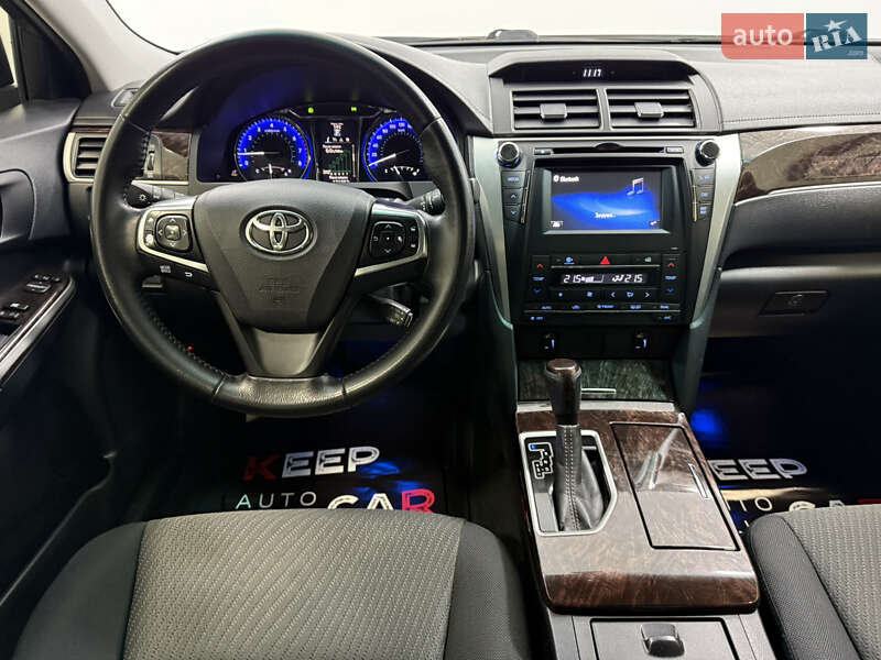 Седан Toyota Camry 2016 в Одесі