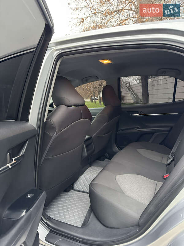 Седан Toyota Camry 2018 в Киеве фото 11 Седан Toyota Camry 2018 в Киеве