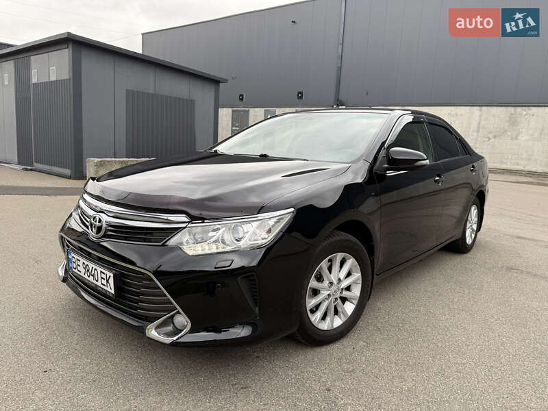 Toyota Camry 2014