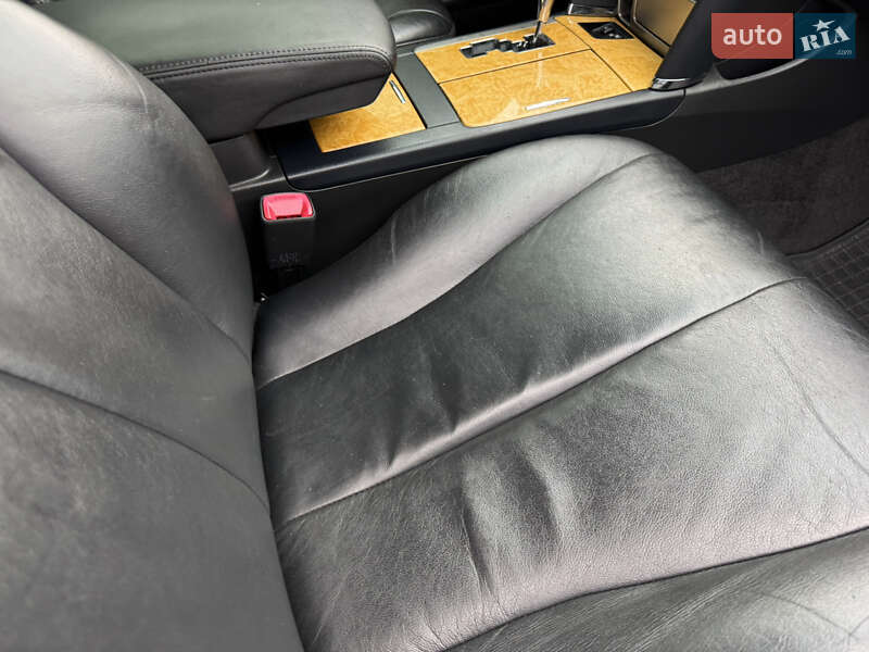 Седан Toyota Camry 2007 в Днепре