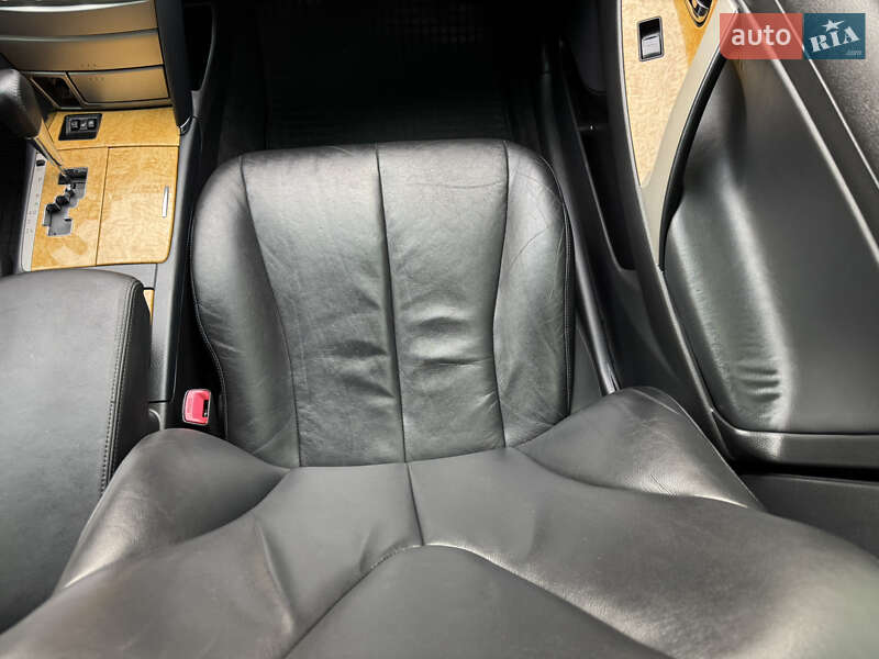 Седан Toyota Camry 2007 в Днепре