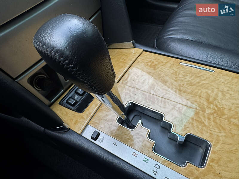 Седан Toyota Camry 2007 в Днепре