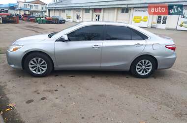 Седан Toyota Camry 2015 в Львове