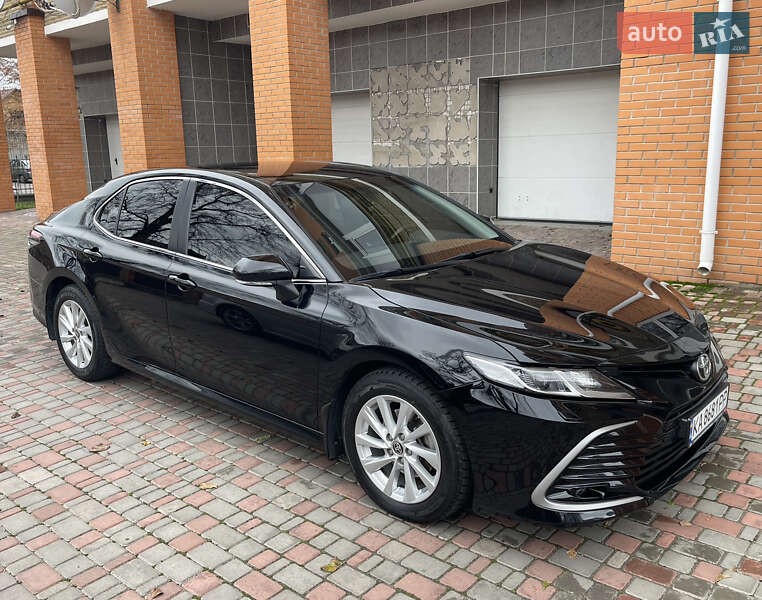 Седан Toyota Camry 2021 в Киеве фото 3 Седан Toyota Camry 2021 в Киеве