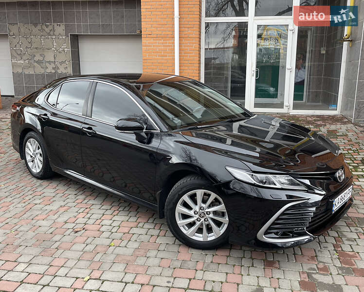 Седан Toyota Camry 2021 в Киеве фото 10 Седан Toyota Camry 2021 в Киеве