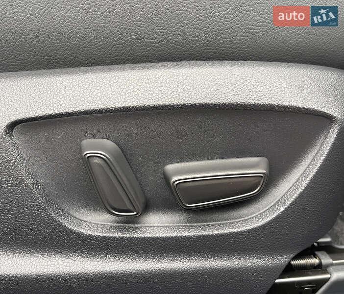 Седан Toyota Camry 2021 в Киеве фото 33 Седан Toyota Camry 2021 в Киеве