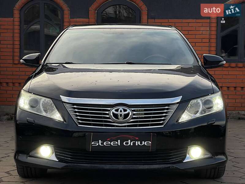 Toyota Camry 2012