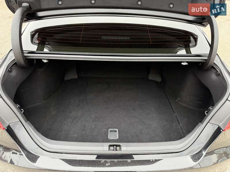 Седан Toyota Camry 2021 в Кропивницькому